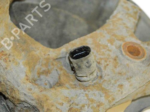Right rear steering knuckle SKODA SUPERB II (3T4) 2.0 TDI 16V | BP14674815M28