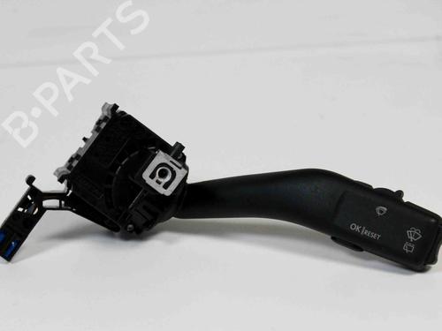 Used Steering column stalk SKODA OCTAVIA II (1Z3) 1.6 (102 hp) 7742195