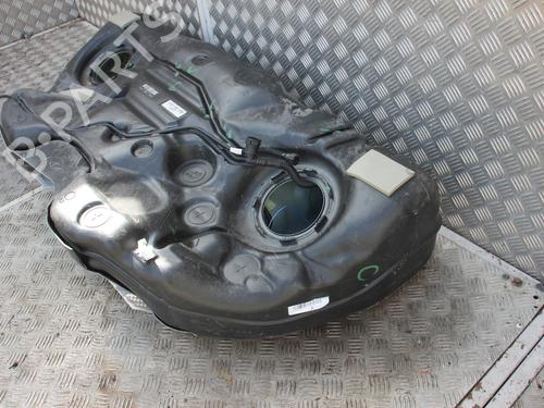 Benzintank CHRYSLER 300C (LX) 3.6 | BP38422015C62 - Image 2