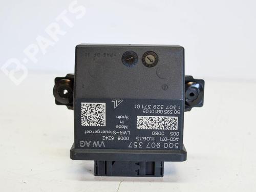 Computer verlichting AUDI A3 Convertible (8V7, 8VE) 2.0 TDI (150 hp) 6502136