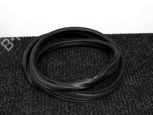 Used Rubber door seal FORD ECOSPORT 1.0 EcoBoost (140 hp) 19432069