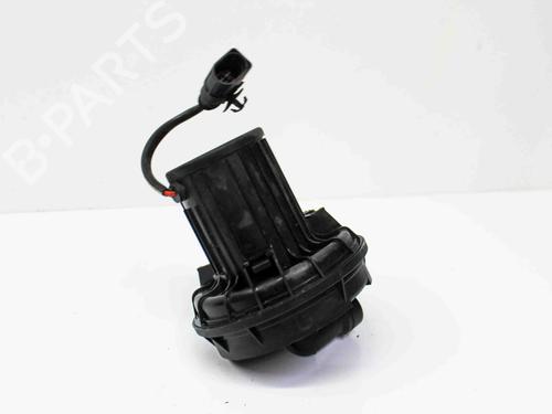 Used Secondary air pump VW PHAETON (3D1, 3D2, 3D3, 3D4, 3D6, 3D7, 3D8, 3D9) 3.2 V6 (241 hp) 21087668