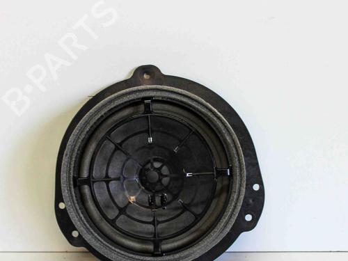 Used Speaker AUDI A4 B9 (8W2, 8WC) 2.0 TFSI (190 hp) 10674499
