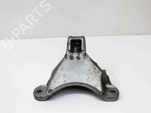 Used Engine mount Engine mount BMW 5 (F10) 535 i (306 hp) 19940253 19940253