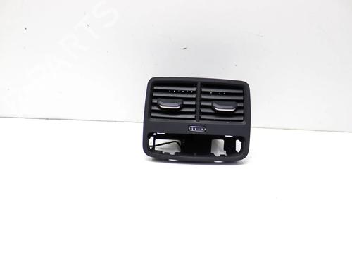 air-vent-audi-a4-b9-8w2-8wc-2015-32300006 main image