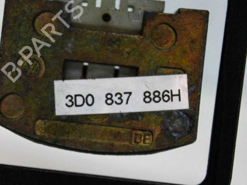 Maniglia esterna posteriore destra VW PHAETON (3D1, 3D2, 3D3, 3D4, 3D6, 3D7, 3D8, 3D9) 3.0 V6 TDI 4motion | BP10674568C130