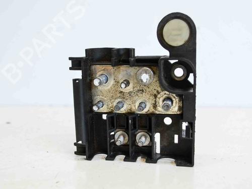 Used Fuse box AUDI A4 B8 (8K2) 3.0 TDI quattro (240 hp) 6501681