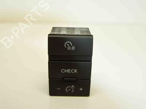 Używane Przełącznik AUDI A6 C6 Avant (4F5) 2.7 TDI (180 hp) 10621033