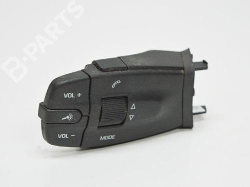 Used Steering column stalk SEAT IBIZA IV (6J5, 6P1) 1.2 (70 hp) 7913236