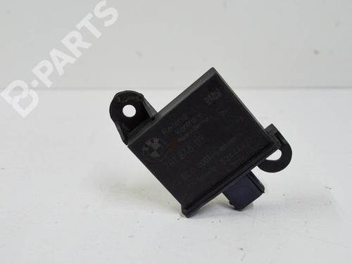 Used Electronic module BMW 5 (F10) 530 i (258 hp) 12177115