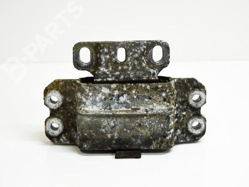 Used Crossmember VW TOURAN (1T1, 1T2) 1.9 TDI (105 hp) 8852411