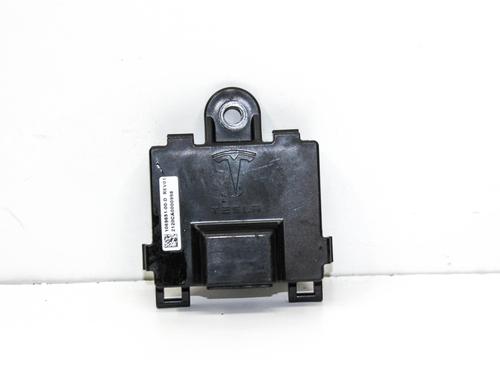 Elektronisk modul TESLA MODEL S (5YJS) 70D AWD (525 hp) 26512859