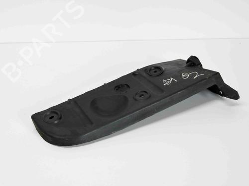 Kofangerbeslag bag AUDI A4 B6 (8E2) 1.9 TDI (130 hp) 6485318