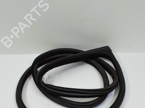 Used Rubber door seal BMW 4 Coupe (F32, F82) 428 i xDrive (245 hp) 14681822