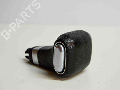 Gearknop VW GOLF V Variant (1K5) 1.9 TDI (105 hp) 6875699