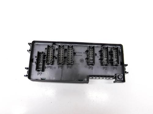 Fuse box MERCEDES-BENZ GL-CLASS (X164) GL 500 4-matic (164.886) | BP31950333E1