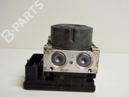 Used ABS pump AUDI A3 Limousine (8VS, 8VM) 2.0 TFSI quattro (190 hp) 8257780