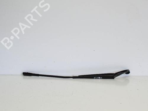 Front windshield wiper arm AUDI A3 Convertible (8V7, 8VE) 2.0 TDI 8V2955407A