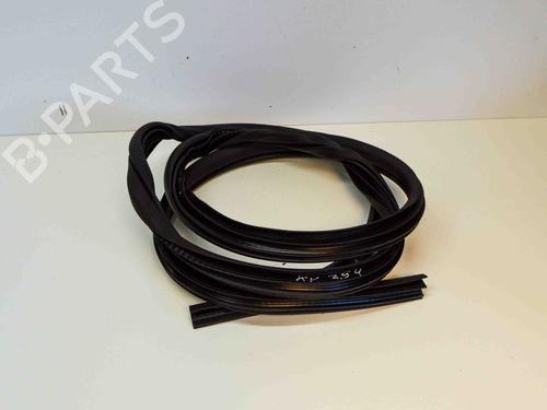 Used Rubber door seal FORD KUGA II (DM2) 1.5 TDCi (120 hp) 14670518