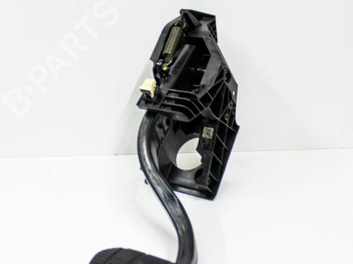 Used Break pedal BMW X2 (F39) sDrive 20 i (192 hp) 28820790
