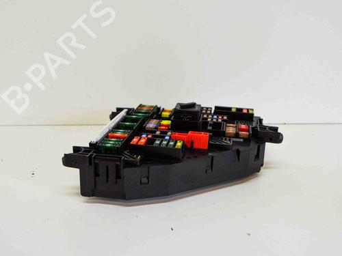 Fuse box BMW 5 (F10) 535 i | BP13933086E1