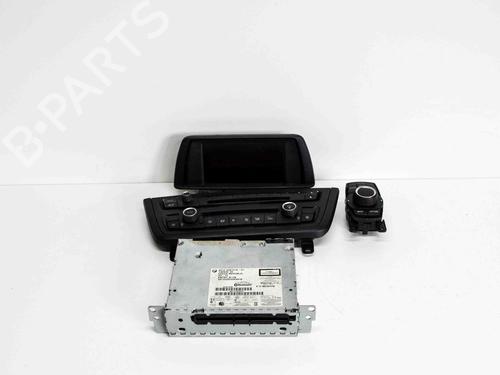 Used Display monitor BMW 3 (F30, F80) 316 d (116 hp) 6486060