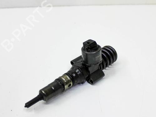 Used Injector AUDI A3 (8P1) 2.0 TDI 16V (140 hp) 22359024