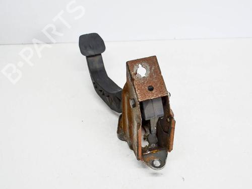 Used Clutch pedal VW POLO (9N_, 9A_) 1.4 TDI (80 hp) 14685053