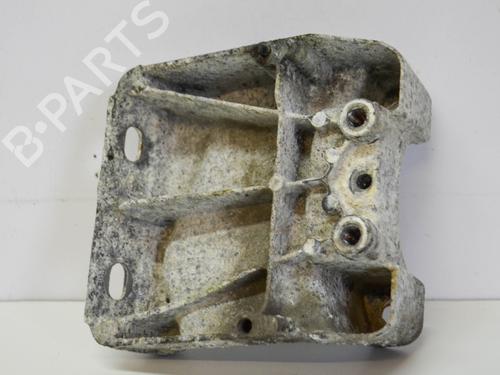 Used Gearbox mount BMW 5 Touring (E61) 520 d (177 hp) 14673349