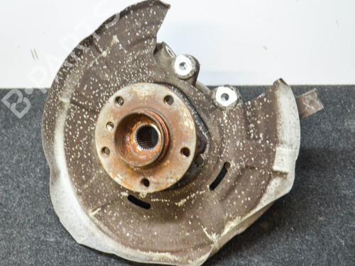 Used Left rear steering knuckle BMW 5 Touring (F11) 520 d (184 hp) 14673214