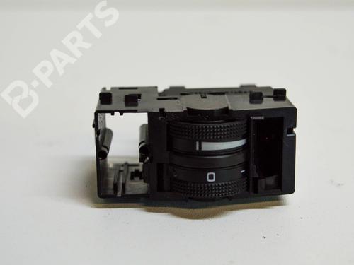 Used Switch SEAT ALTEA (5P1) 1.9 TDI (105 hp) 8348043