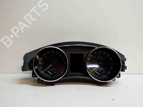 Used Instrument cluster SKODA SUPERB II (3T4) 2.0 TDI 16V (140 hp) 8850539