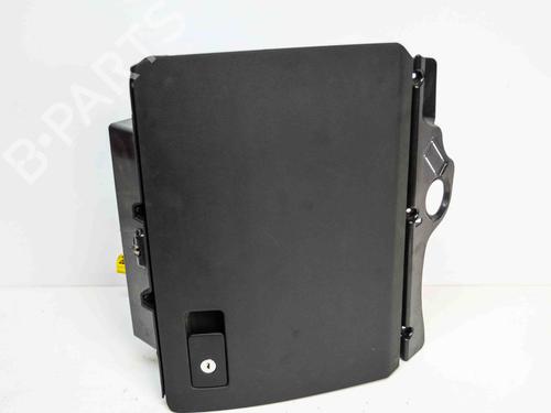 Handskerum VW PASSAT B7 Variant (365) 2.0 TDI (170 hp) 6502729