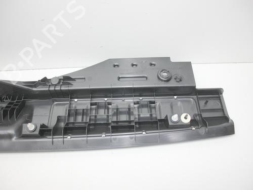 Tailgate trim LAND ROVER RANGE ROVER SPORT III (L461) P440e PHEV AWD | BP31761852C151 