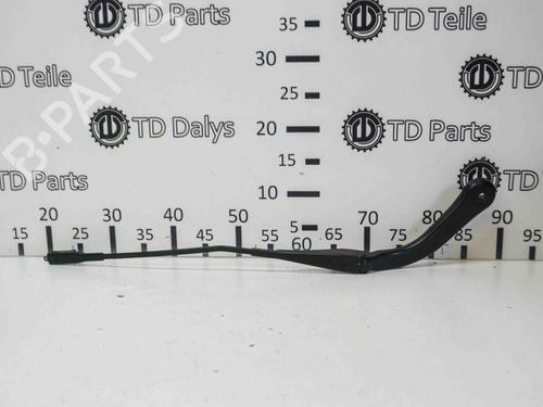 Used Front windshield wiper arm BMW 3 Touring (E91) 318 i (143 hp) 14672682