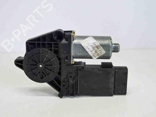 Used Right front window motor VW GOLF IV (1J1) 1.6 (100 hp) 8852847