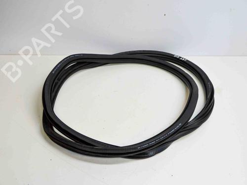 Used Rubber door seal AUDI A4 B9 (8W2, 8WC) 2.0 TDI (190 hp) 14670675