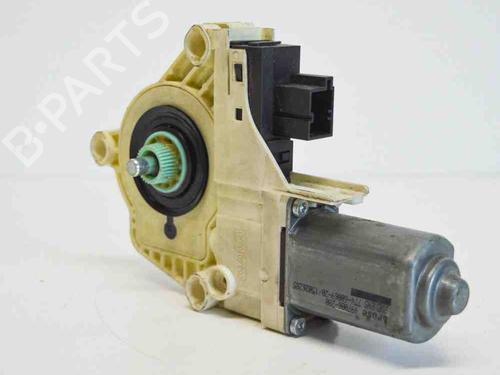 Vindusheismotor høyre bak AUDI A6 C6 (4F2) 2.0 TDI (121 hp) 7913076