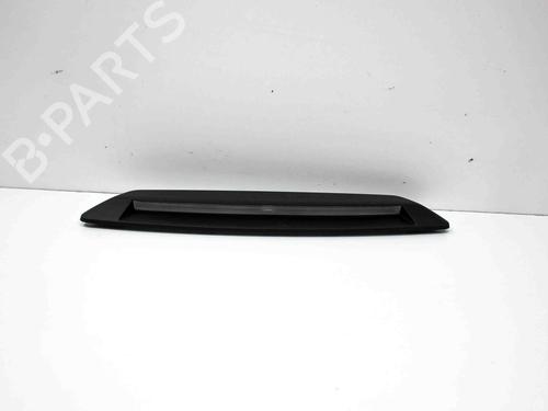 Używane Trzecie światło stopu ALFA ROMEO GIULIA (952_) 2.0 Q4 (952ACA45, 952ACA25) (280 hp) 26513419