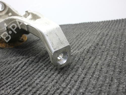 Left front steering knuckle LAND ROVER RANGE ROVER SPORT III (L461) P440e PHEV AWD | BP31020613M25