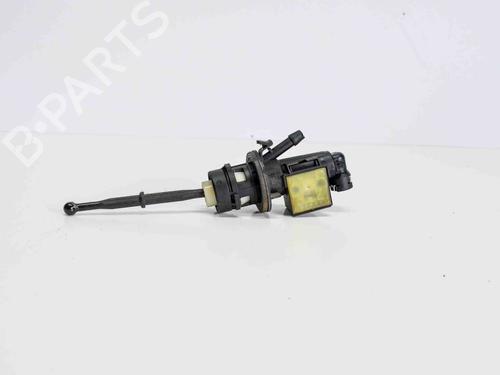 Used Clutch slave cylinder VW GOLF PLUS V (5M1, 521) 1.9 TDI (105 hp) 14686751