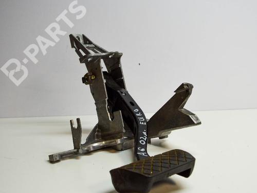 Pedal AUDI A6 C5 (4B2) 1.9 TDI (130 hp) 8D1721117N