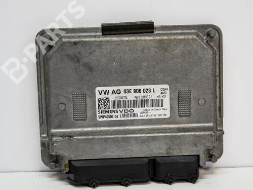 Used Engine control unit (ECU) VW POLO V (6R1, 6C1) 1.2 (60 hp) 6498134