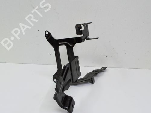 Support BMW 5 (G30, F90) 530 e Plug-in Hybrid | BP16196176C155 