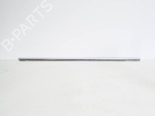 Verkleidung hinten rechts für VW TOUAREG (7LA, 7L6, 7L7) 2.5 R5 TDI (163 hp) 14685693
