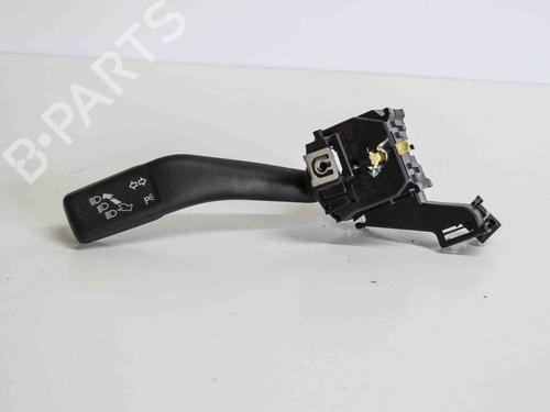 Used Steering column stalk VW GOLF VI (5K1) 1.4 TSI (122 hp) 6493625