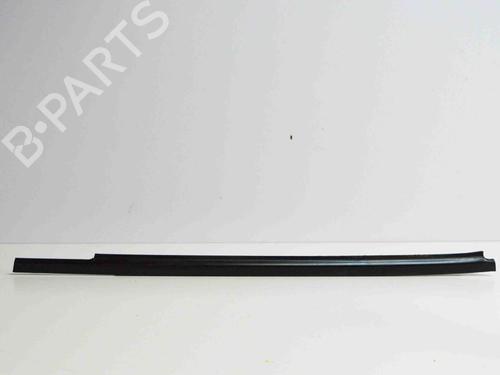 Used Door moulding trim NISSAN JUKE (F15) 1.5 dCi (110 hp) 14670314