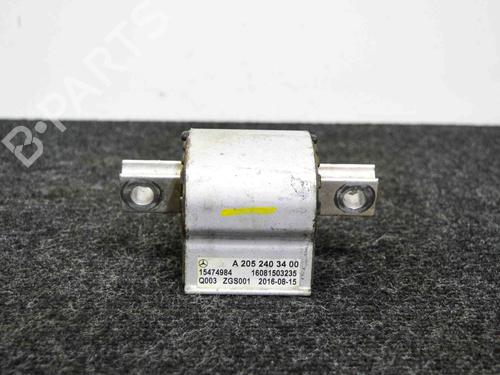 Used Gearbox mount MERCEDES-BENZ C-CLASS T-Model (S205) C 350 e (205.247) (211 hp) 16143849