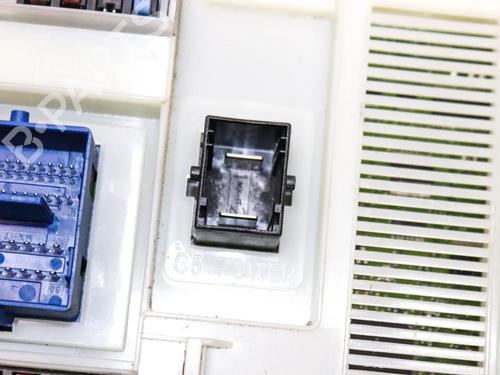 Fuse box VOLVO S60 II (134) T5 | BP32239060E1