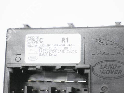 Fuse box LAND ROVER RANGE ROVER SPORT III (L461) P440e PHEV AWD | BP31833985E1